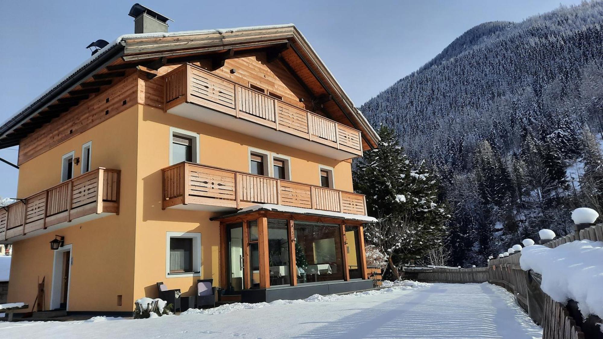 B&B B&Beautyfol Dolomites Adults Only Predazzo Ngoại thất bức ảnh